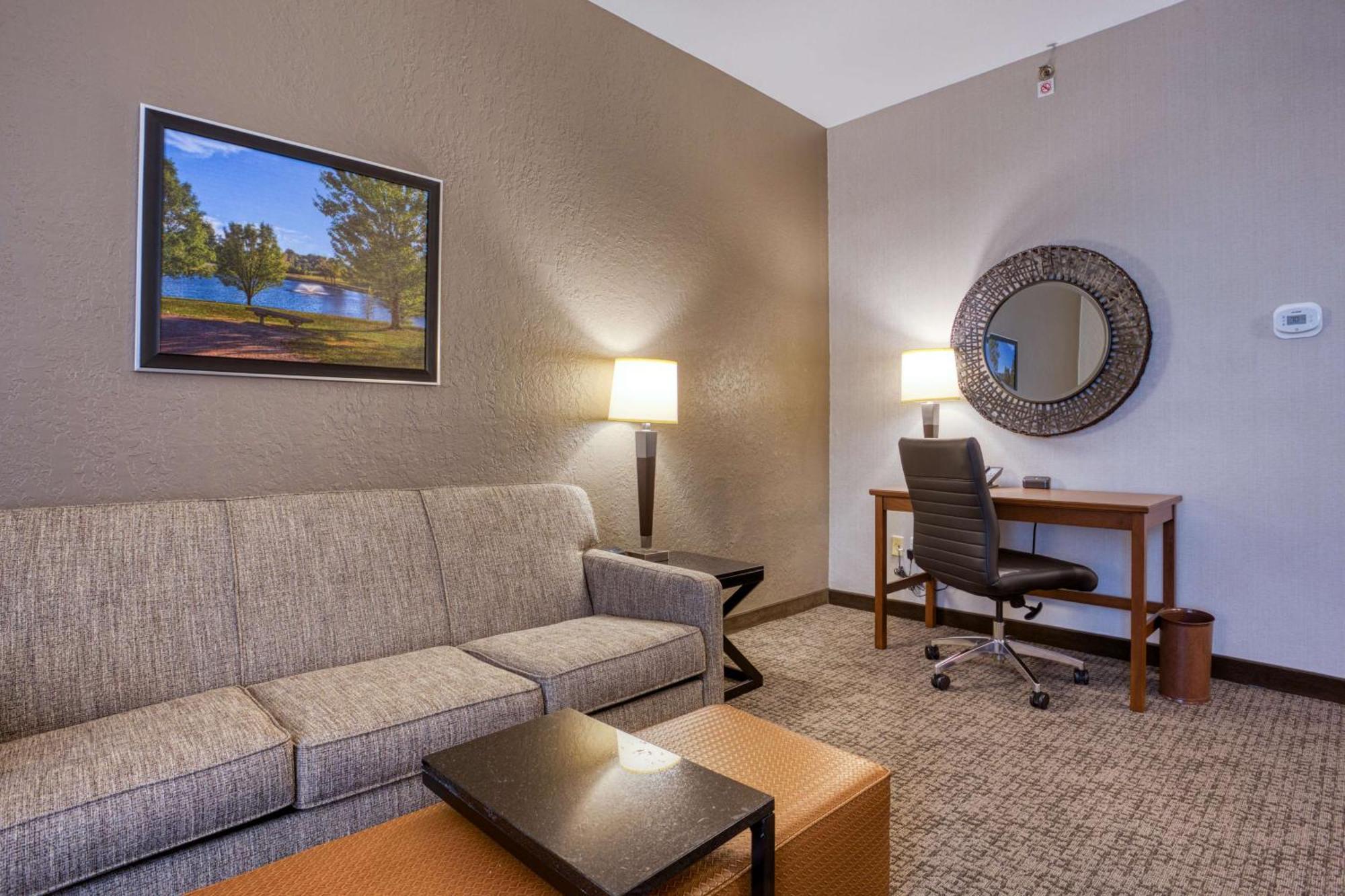Drury Inn & Suites St. Louis - Fairview Heights Exterior foto